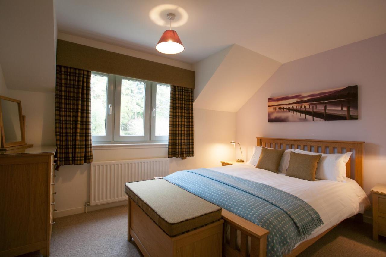 Loch Ness Abbey Cottages Fort Augustus Exterior photo