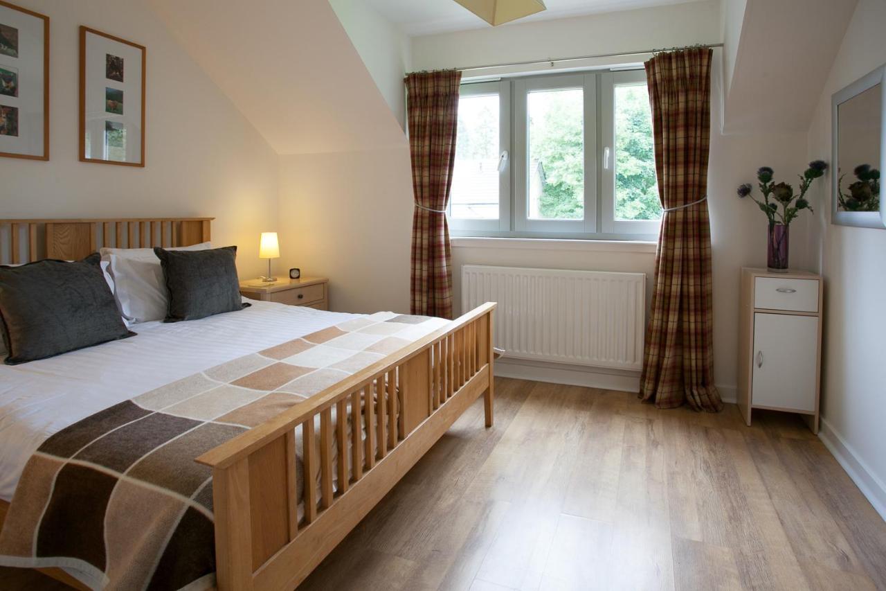 Loch Ness Abbey Cottages Fort Augustus Exterior photo